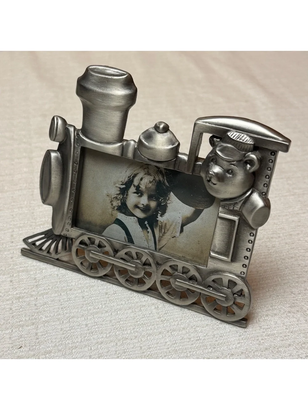 Vintage Berkeley Designs Train Picture Frame 3x2 Teddy Bear Musical Taiwan